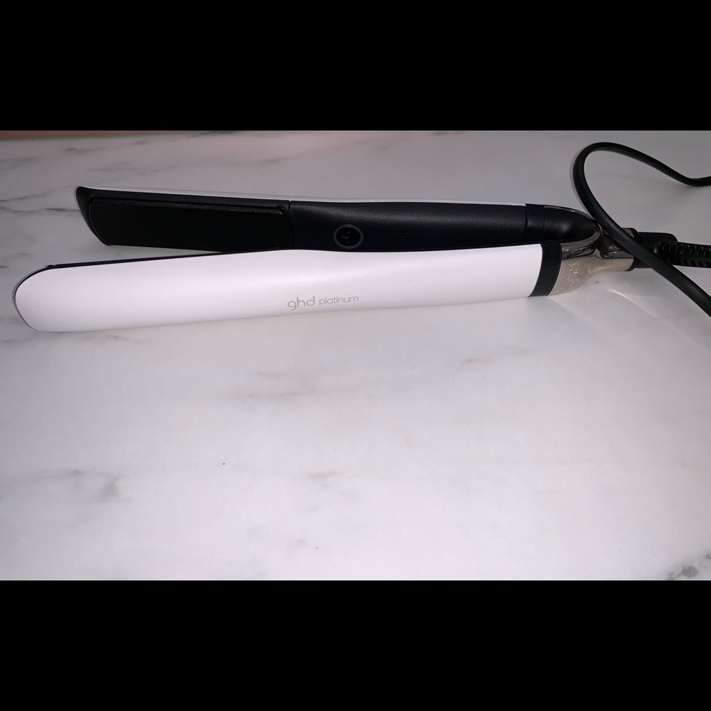 GHD (white) Platinum Professional Performance 1”
